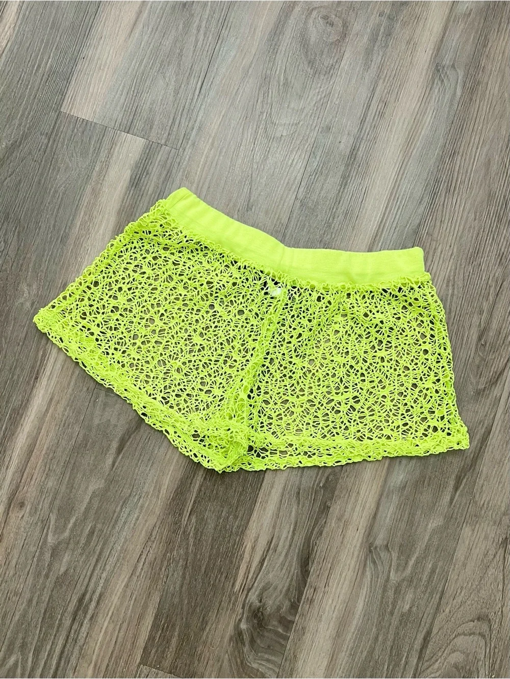 Ingear Neon green crochet festival fishnet shorts | Size Small